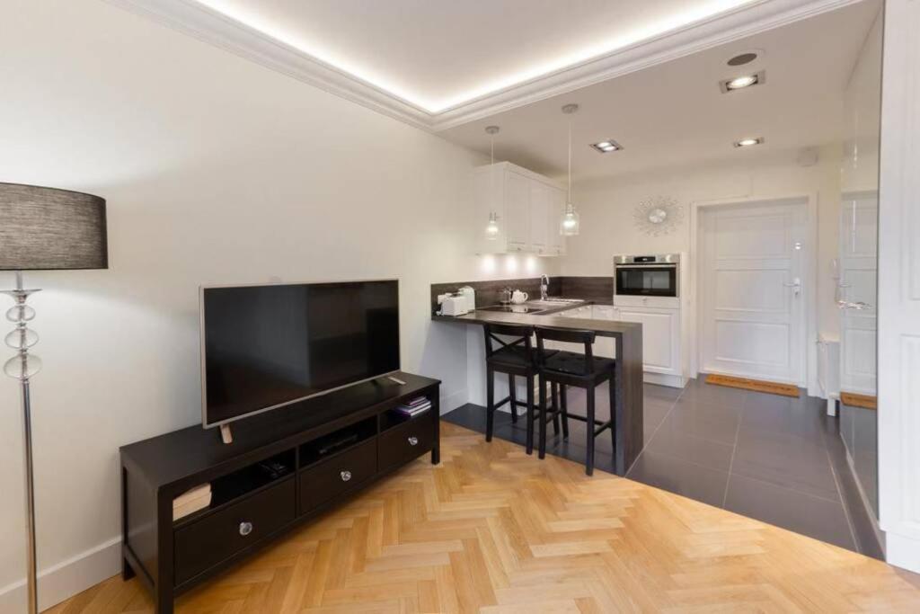 Apartamenty-Mi Crystal Warsaw Luaran gambar