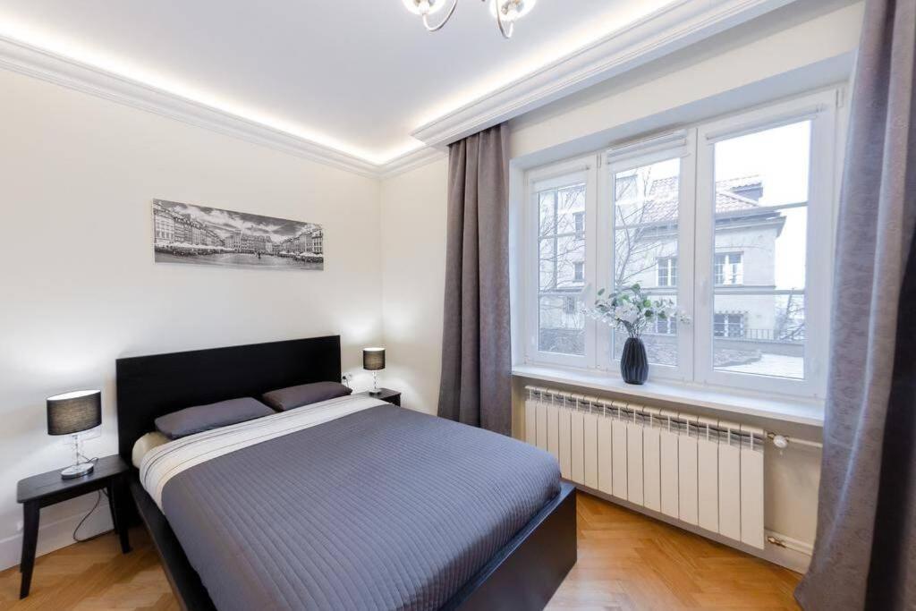 Apartamenty-Mi Crystal Warsaw Luaran gambar