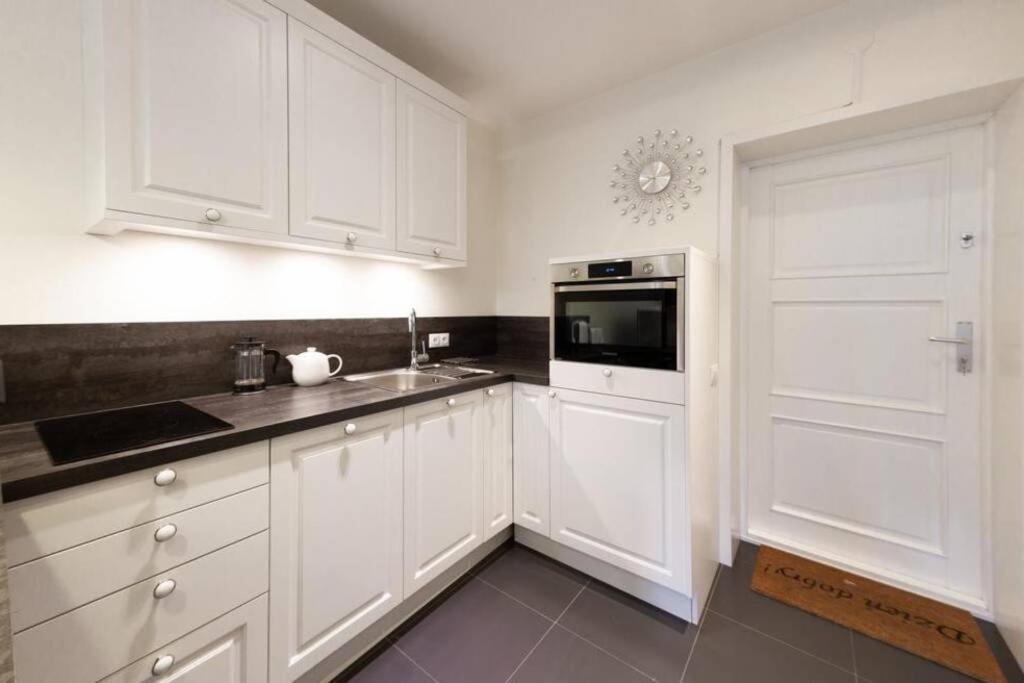 Apartamenty-Mi Crystal Warsaw Luaran gambar